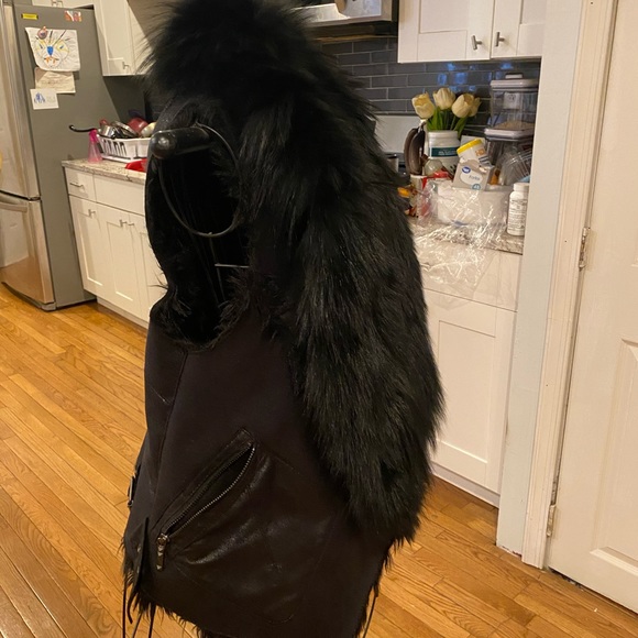 Shearling fur vest - Picture 4 of 4